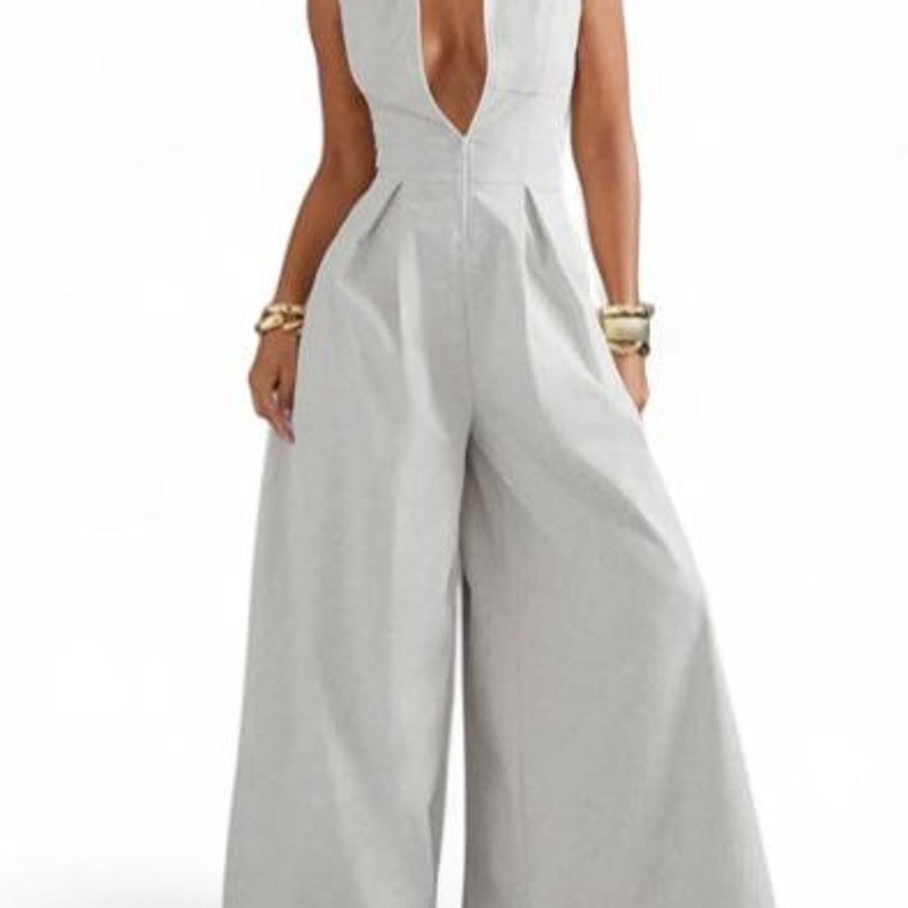 OSHOPLIVE Sleeveless Wide Leg Pleated Zipper Round Neck Jumpsuit White Small